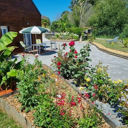 Hostal La Lande Chauvin La Chapelle-Saint-Aubert Exterior foto
